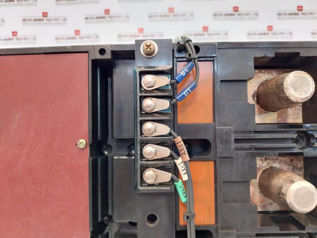 Terasaki Electric Tembreak Tl-800F Circuit Breaker W/ Tmc9B Motor Operator 3Pole