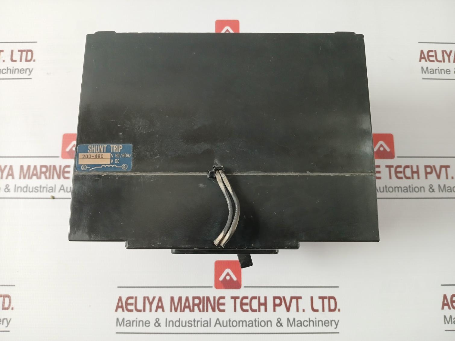 Terasaki Tl-100F Tembreak Molded Case Circuit Breaker 3 Pole Ac220V 120Ka 1550A