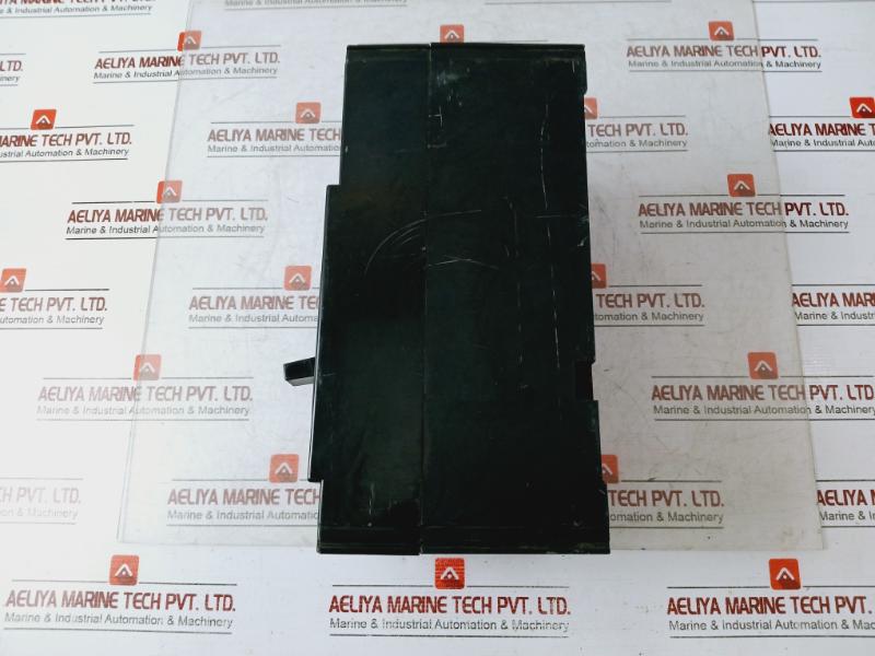 Terasaki Tl-400E Tembreak Circuit Breaker 300A Ac690V