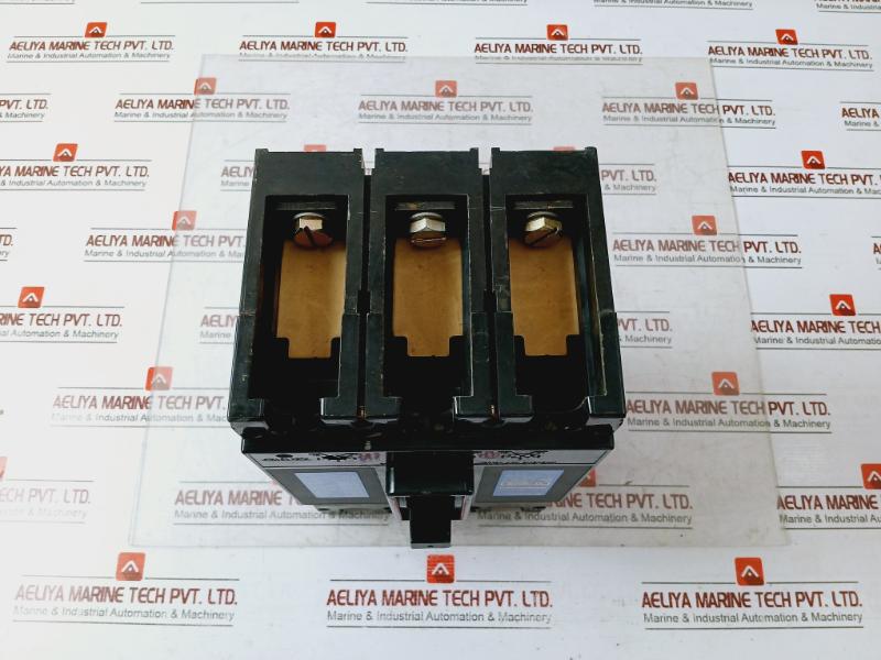 Terasaki Tl-400E Tembreak Circuit Breaker 300A Ac690V