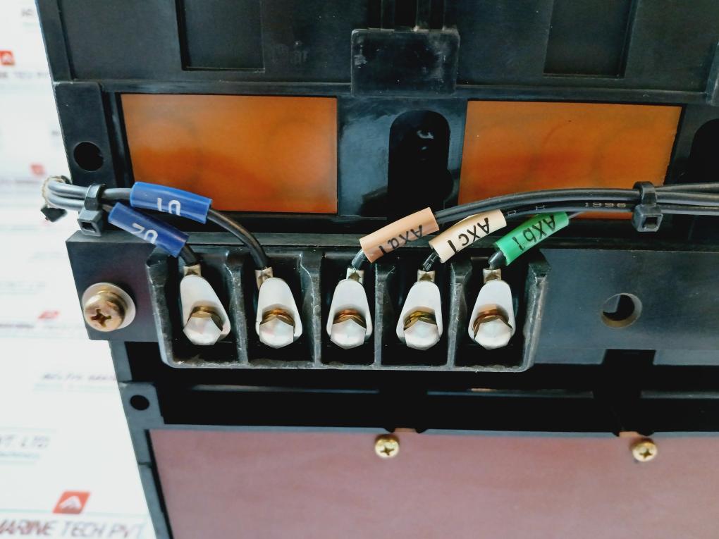 Terasaki Tembreak Tl-600F Circuit Breaker Ac690V 600A Ac100-115V Ac250V 5A