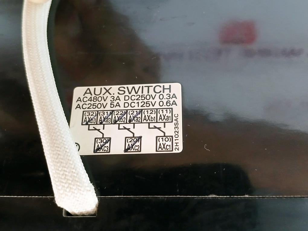 Terasaki Tembreak Tl-600F Circuit Breaker Ac690V 600A Ac100-115V Ac250V 5A