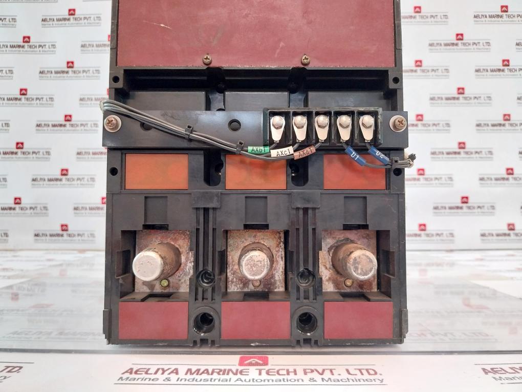 Terasaki Tl-600F Circuit Breaker With Tmc 9B Motor Operator 500A Ac690V 60Hz