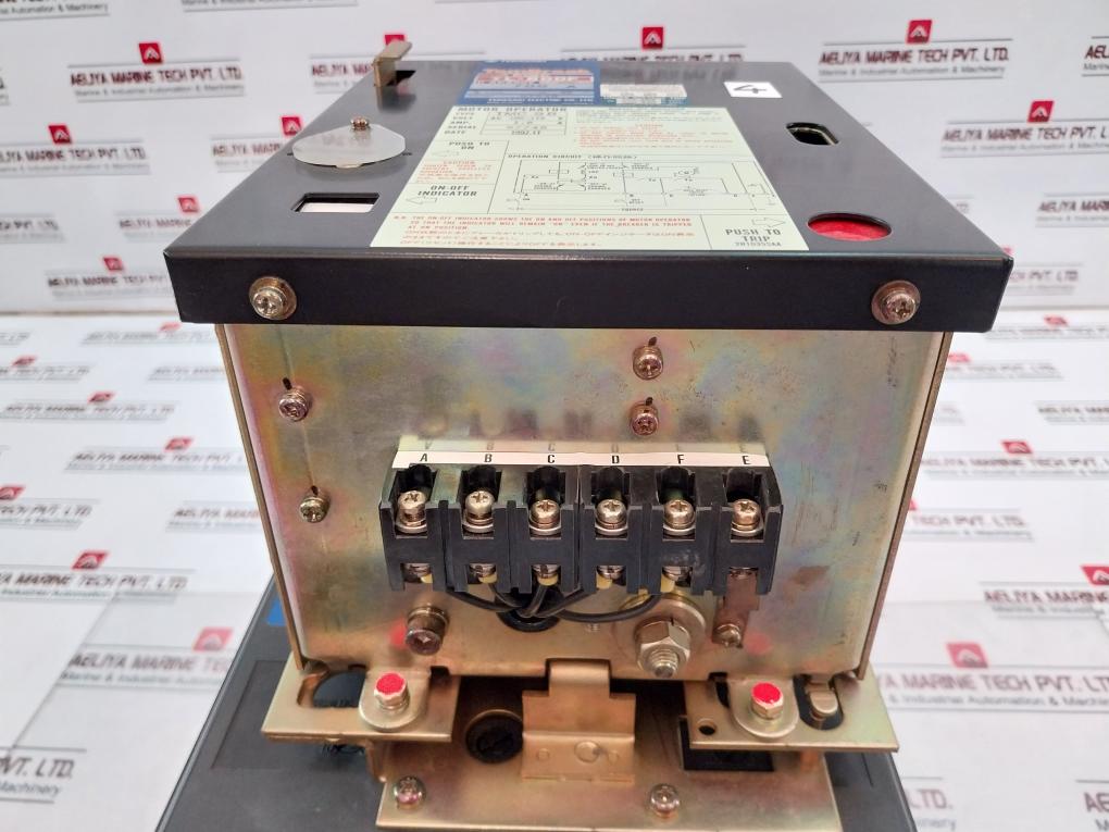 Terasaki Tl-800F Circuit Breaker W/ Tmc 9B Motor Operator 3 Pole 700Amp