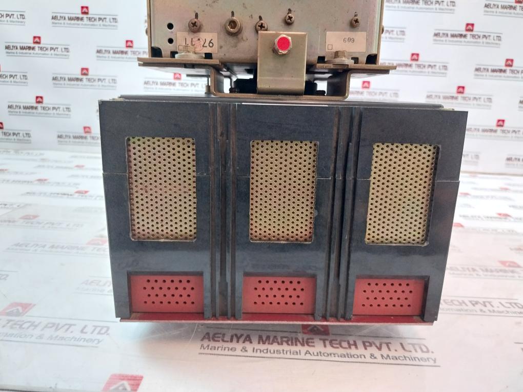 Terasaki Tl-800F 3 Pole Tembreak Circuit Breaker W/ Tmc9B Motor Operator Ac 690V