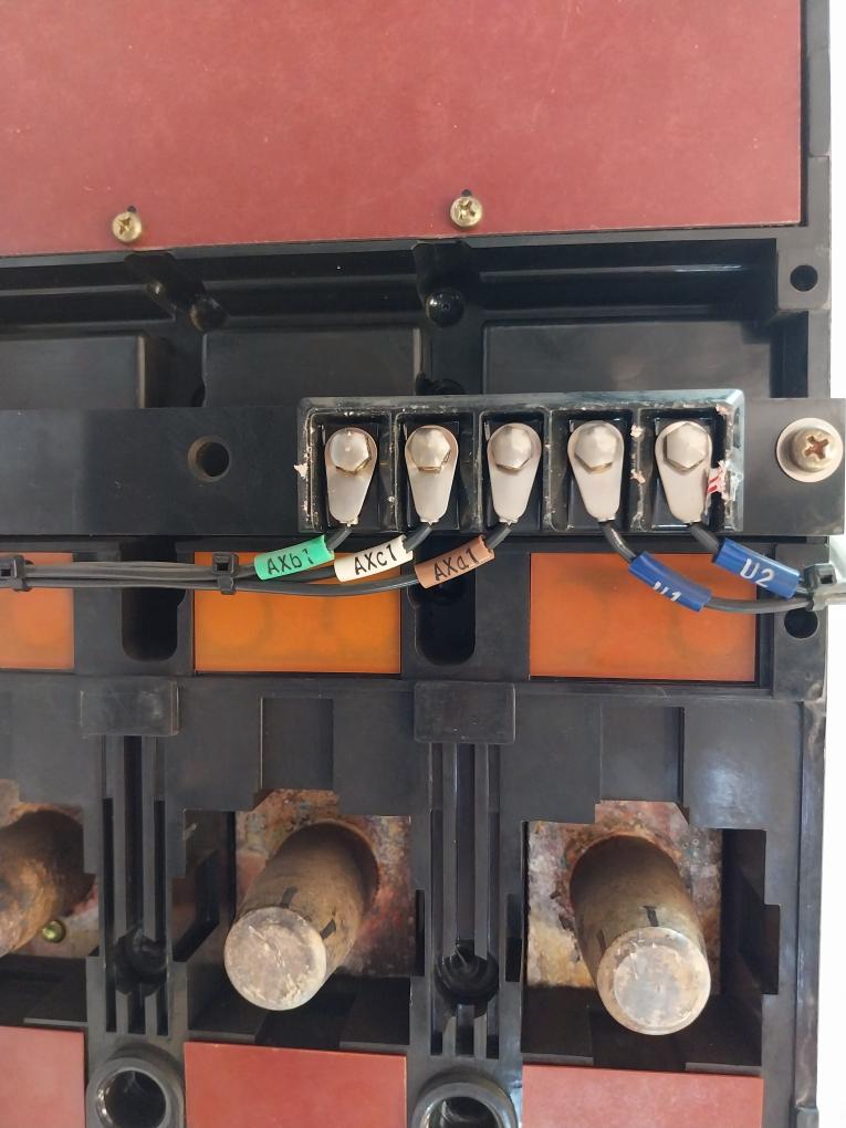 Terasaki Tl-800F 3 Pole Tembreak Circuit Breaker W/ Tmc9B Motor Operator Ac 690V