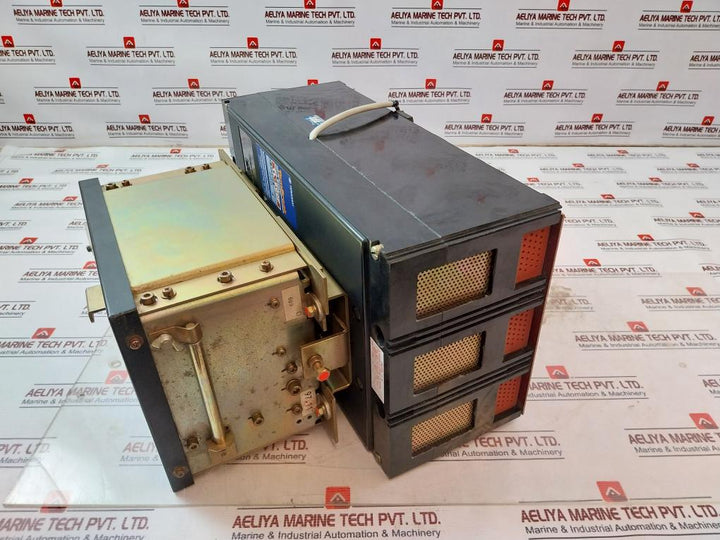 Terasaki Tl-800F 3 Pole Tembreak Circuit Breaker W/ Tmc9B Motor Operator Ac 690V