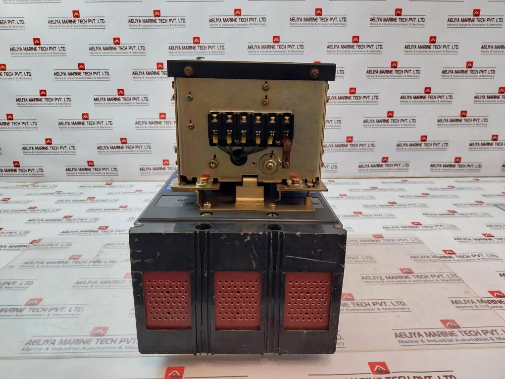 Terasaki Tl-800F Circuit Breaker 3 Pole 700A