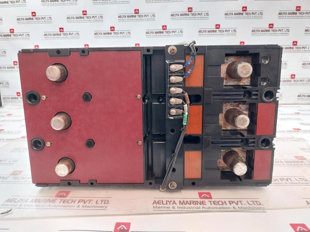 Terasaki Tl-800F Tembreak Circuit Breaker W/ Motor Operator Tmc9B 3 Pole 700A