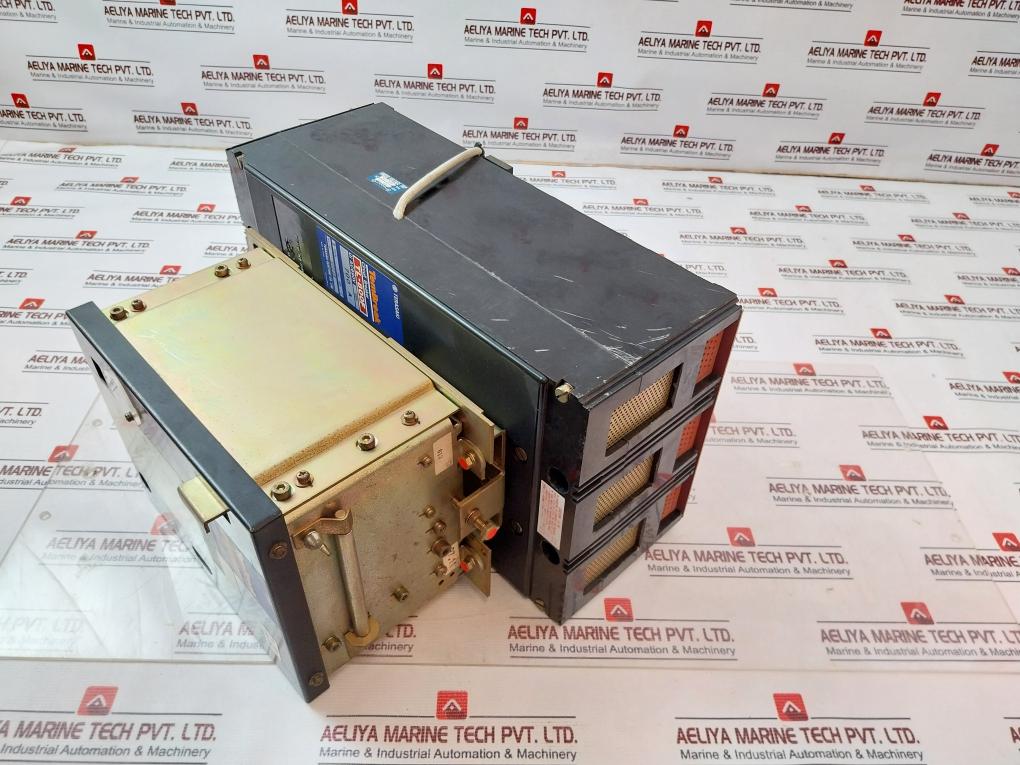 Terasaki Tl-800F Tembreak Circuit Breaker W/ Motor Operator Tmc9B 3 Pole 700A