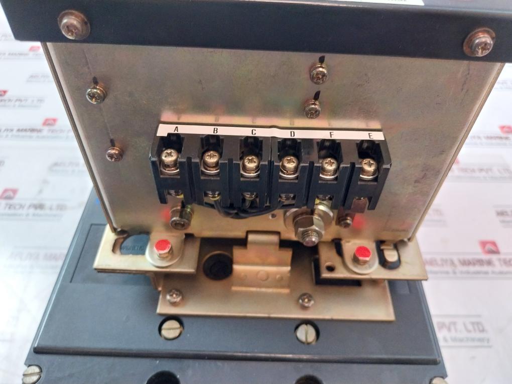 Terasaki Tl-800F Tembreak Circuit Breaker W/ Motor Operator Tmc9B 3 Pole 700A