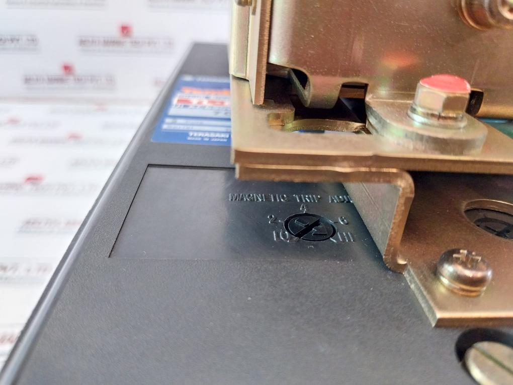 Terasaki Tl-800F Tembreak Circuit Breaker W/ Tmc9B Motor Operator 3P 700A