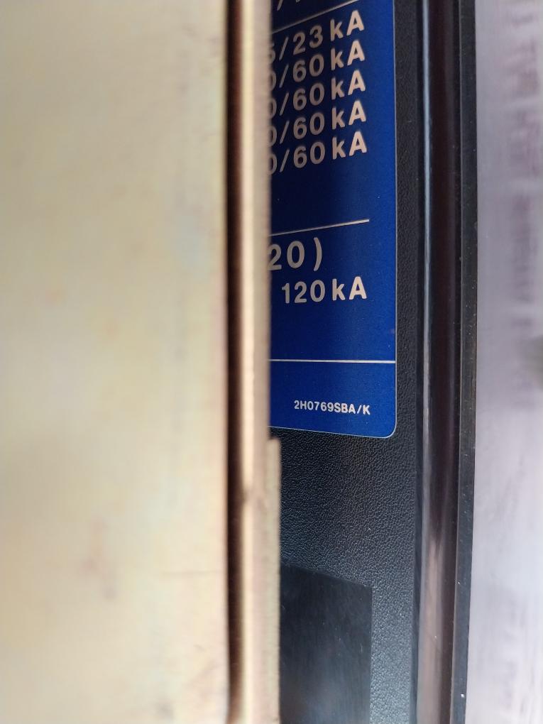 Terasaki Tl-800F Tembreak Circuit Breaker W/ Tmc9B Motor Operator 3P 700A