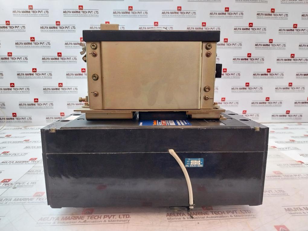 Terasaki Electric Tl-800F Tembreak Circuit Breaker W/ Tmc9B Motor Operator 700A