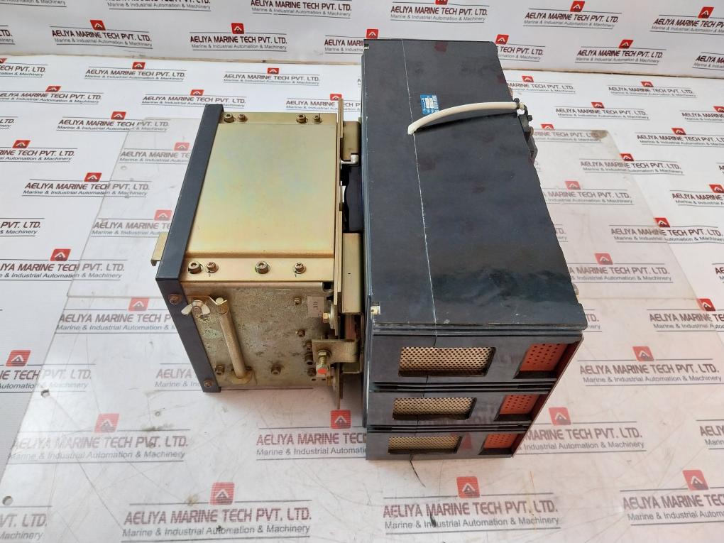 Terasaki Electric Tl-800F Tembreak Circuit Breaker W/ Tmc9B Motor Operator 700A