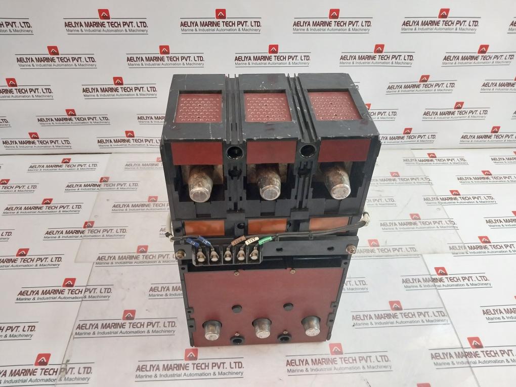 Terasaki Tl-800F Tembreak Circuit Breaker With Tmc9B Motor Operator 700A 3 Pole