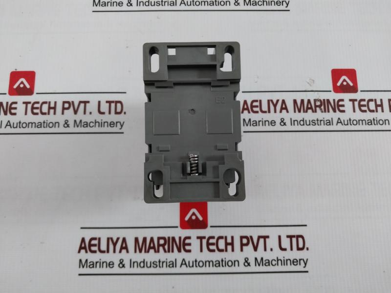 Terasaki Tr-22 4 Pole Control Relay Jisc4531 Vde0660 60/75°C Ac220V 50/60Hz