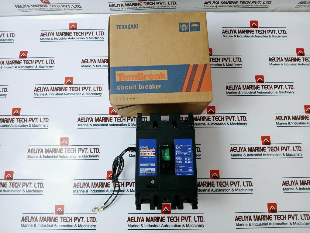 Terasaki Xh225Ns, 3 Pole Molded Case Circuit Breaker 200A 690Vac 50~60Hz