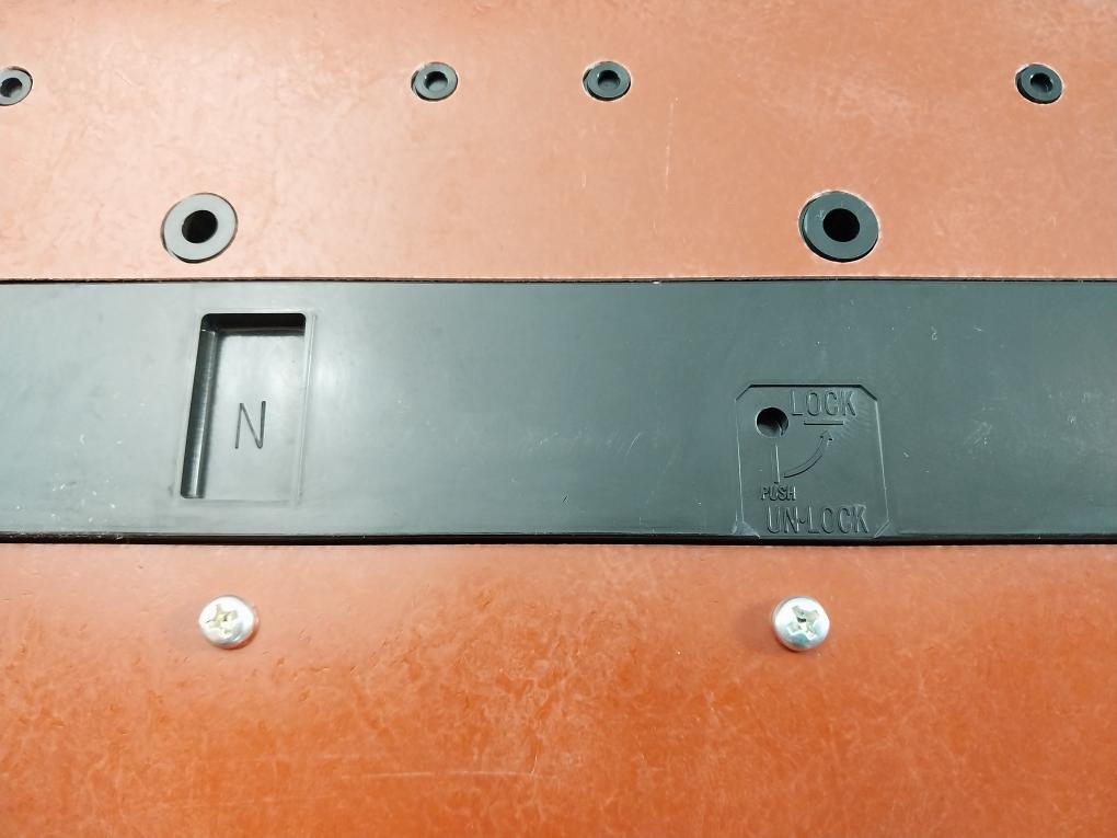 Terasaki Xs1000Ne Tembreak 3-pole Circuit Breaker 690V 50/60Hz 2H8670Saa/R