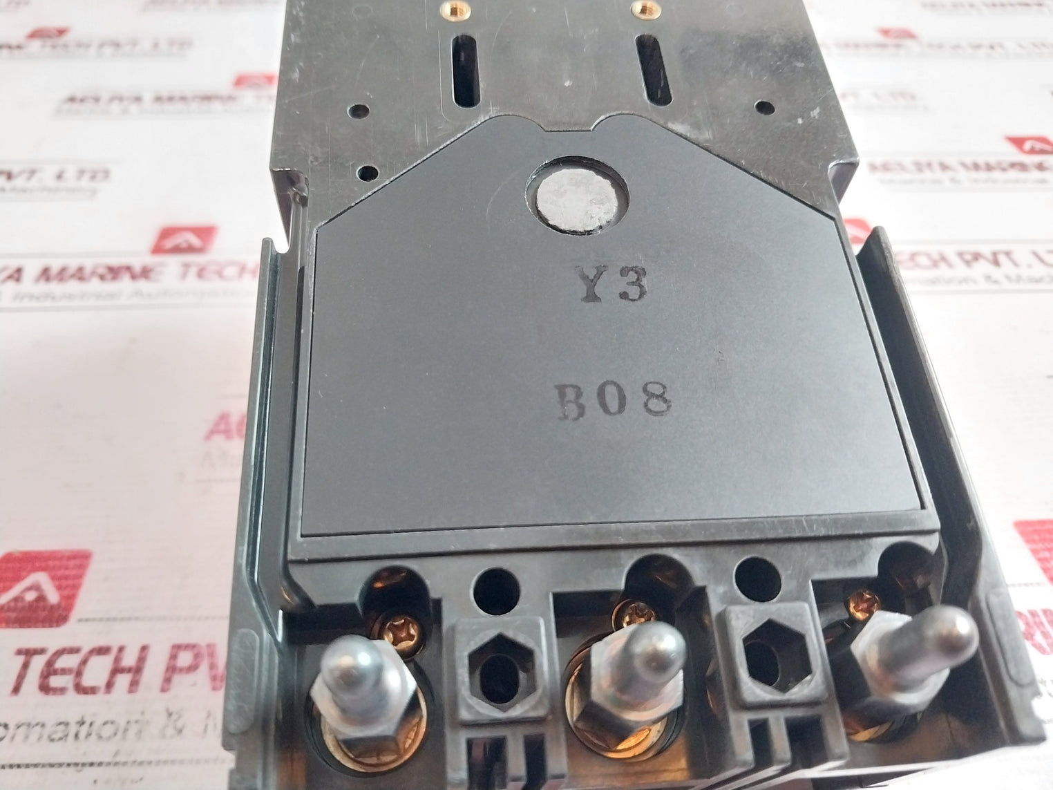 Terasaki Xs100Nb Tembreak 3 Pole Circuit Breaker 100A Ac220V 50Ka