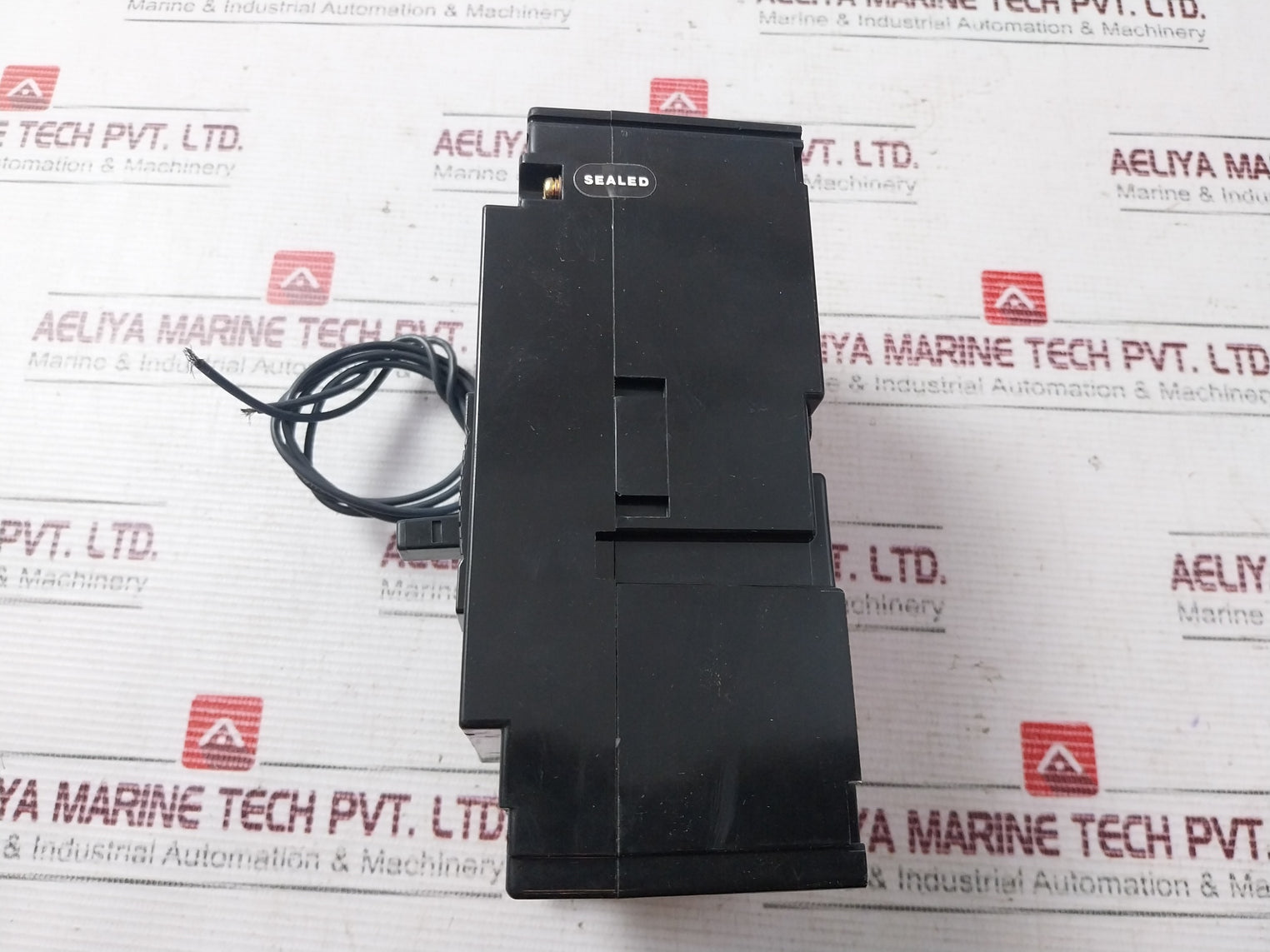 Terasaki Xs100Ns Circuit Breaker 3 Pole Ac220V 50Ka 30A 200-480V 50/60Hz