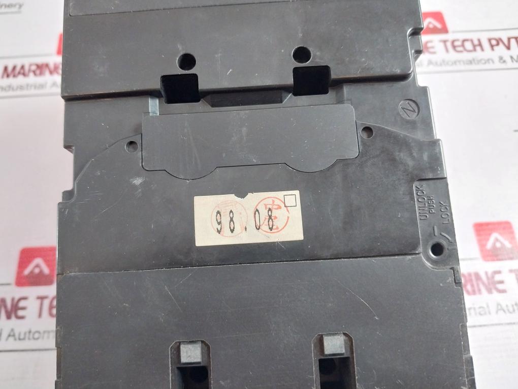 Terasaki Xs225Ns Tembreak Circuit Breaker 3 Pole Ac690V 50-60Hz 150A 200-480V