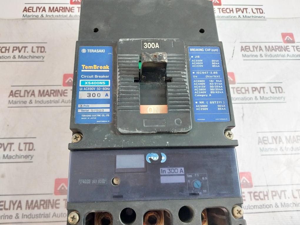 Terasaki Xs400Ns 3 Pole Circuit Breaker 300A 50/60Hz