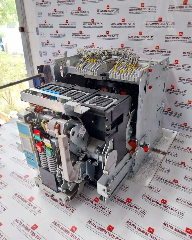 Terasaki Electric Ar440Sb-r Tempower 2 Air Circuit Breaker 3-pole 50/60Hz 1000V