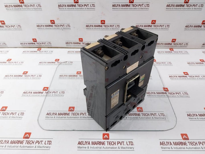 Terasaki T0-800Ba 3-pole Molded Case Circuit Breaker Ac600V 60Hz 800A