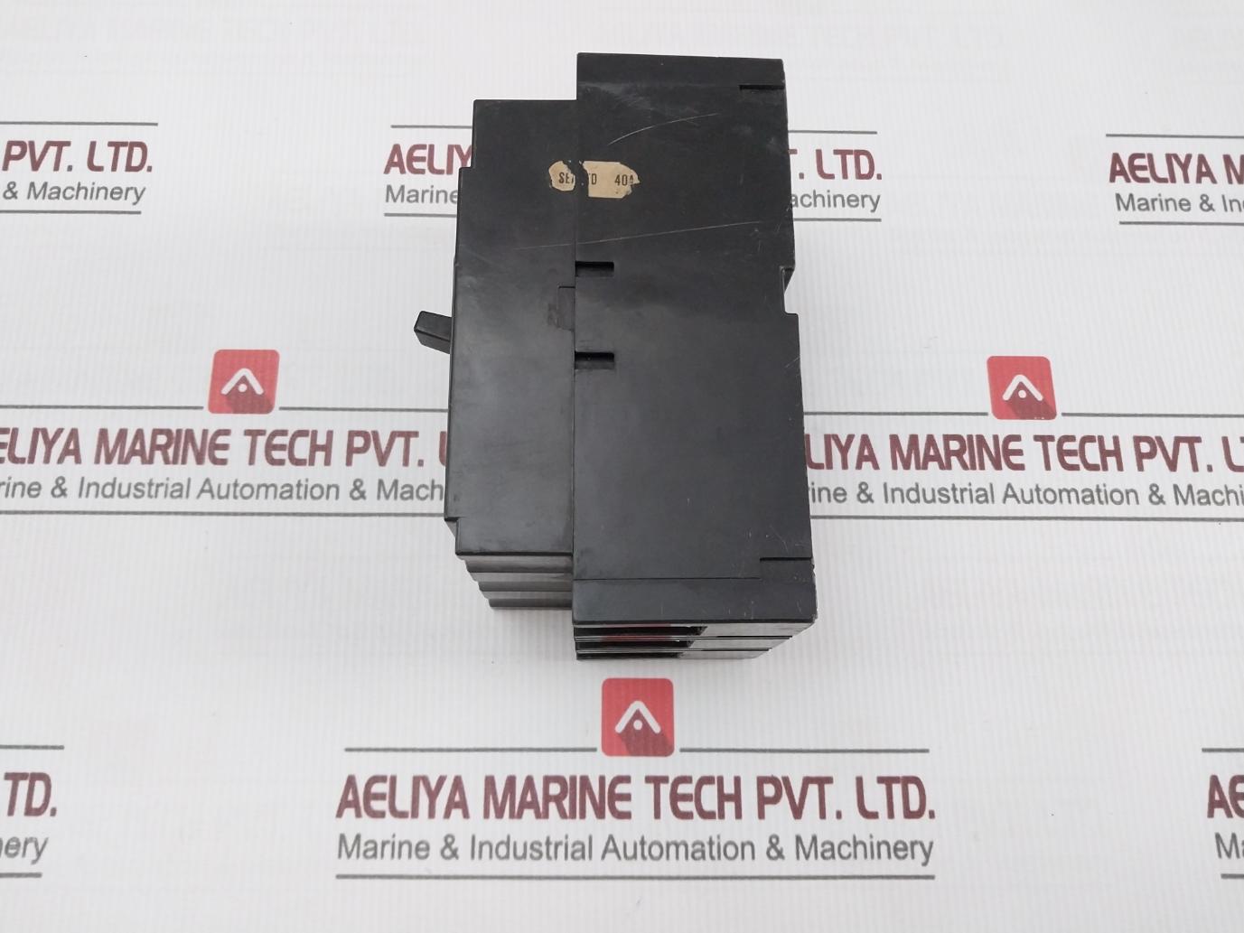 Terasaki Tg-100B Circuit Breaker 3 Pole Ac 550V Dc 250V