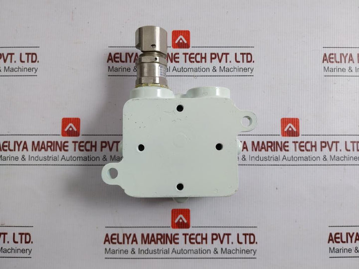 Terminal-Junction-Box-522-d2G4-Ito-Denki-208476-3