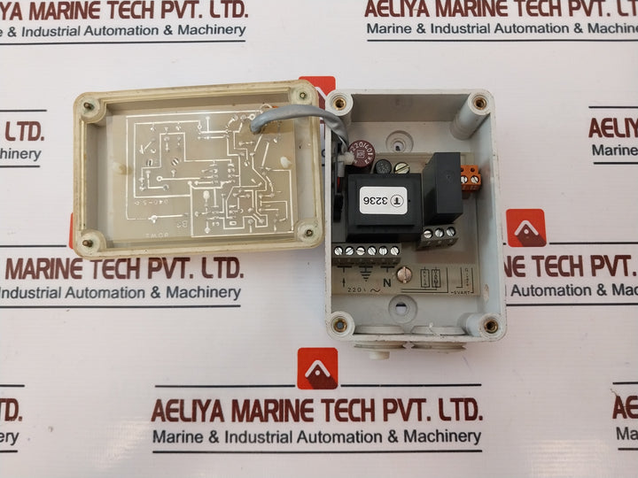 Termonic 1679/040 Thermostat 10A 220V~ 50/60hz