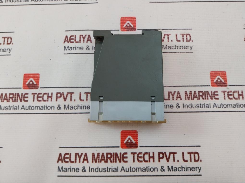 Tesch E74.3X Timing Relay 250V~3A