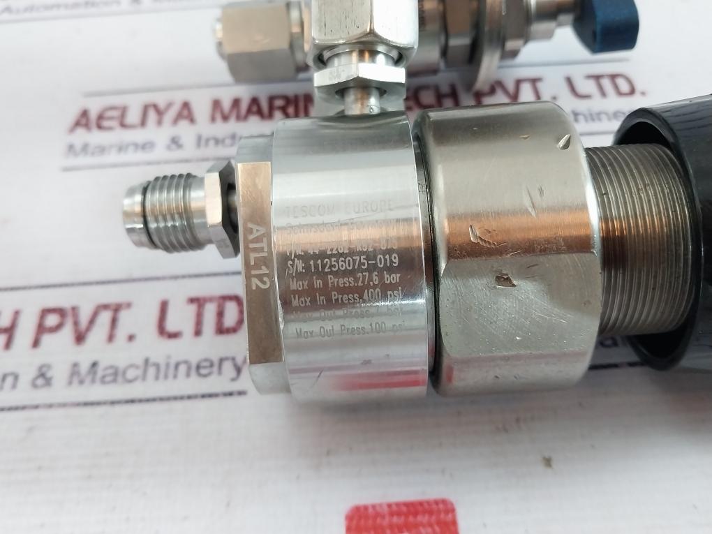 Tescom 44-2262-r92-875 Pressure Regulator Hm20a-4vklq-gf4-sp-300psi