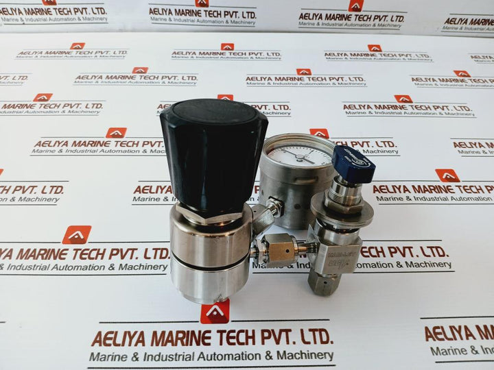 Tescom 44-2262-r92-875 Pressure Regulator, En837-1, 316l, Class 1.6