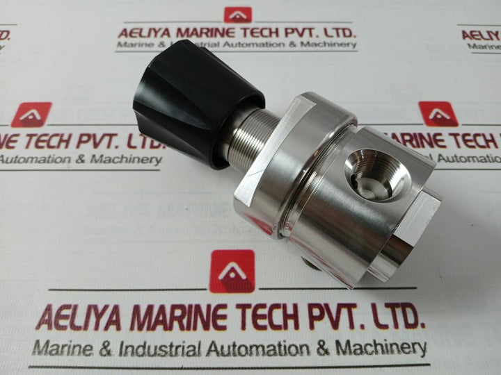 Tescom 44-3263J278I Regulator Pressure Reducing 3000 Psi