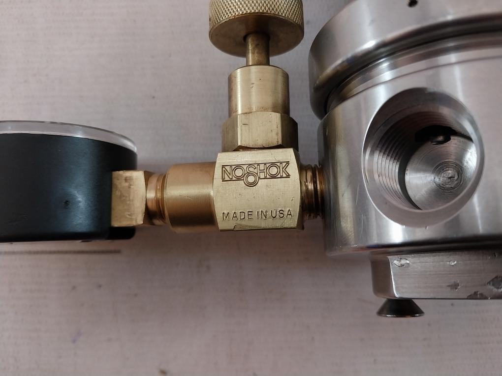 Tescom 44-3263J281 Air Gas Regulating Valve Assembly 1200/1360 Kpa