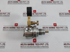 Tescom 44-3263J281 Gas Cabinet/Cylinder Regulator 3000Psi 0-1200/1360Kpa 102Mfb