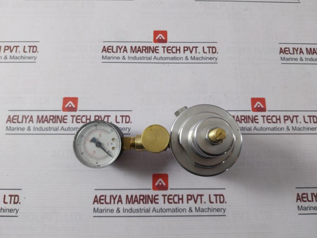 Tescom 44-3263J281 Gas Cabinet/Cylinder Regulator 3000 Psi Max Inlet