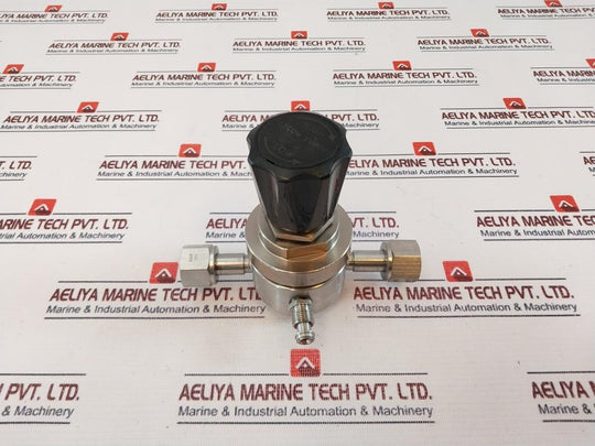 Tescom Europe 44-3262Hrw3-853 Pressure Regulator 35 Bar/500 Psig