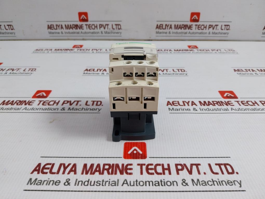 Tesys Control Relay 690V/10A Part No Cad506 Schneider Electric