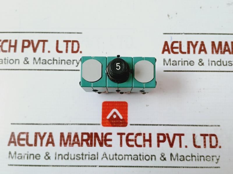 Texas Instruments Klixon 6Tc2-5 Circuit Breaker Ms14154-5 5925-01-085-1215