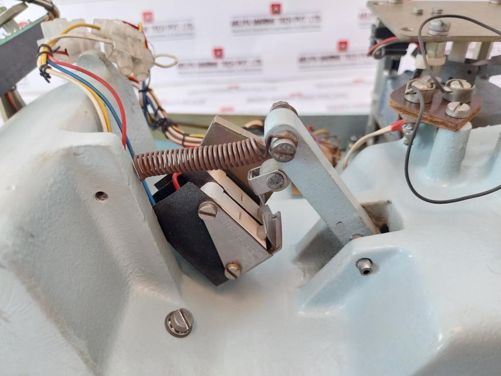 The Sound Powered Telephone 76 Set