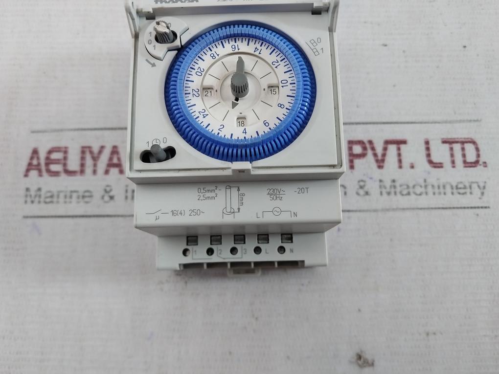 Theben Syn 161 D Hour Segment Timeswitch 230V/50Hz 16(4) 250