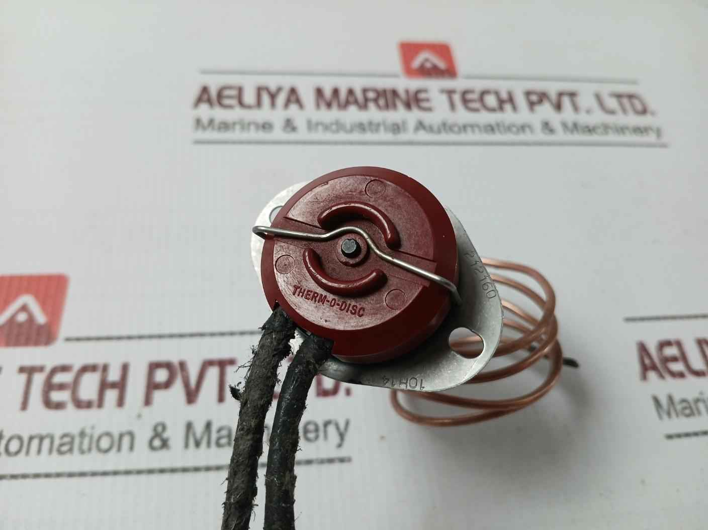 Therm-o-disc 10H14 Capillary Thermostat Used