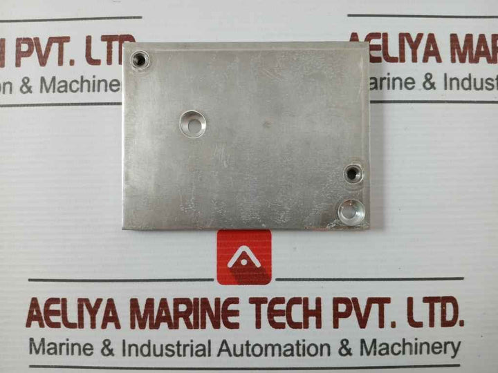Thermo King 91-2592 Adapter Plate