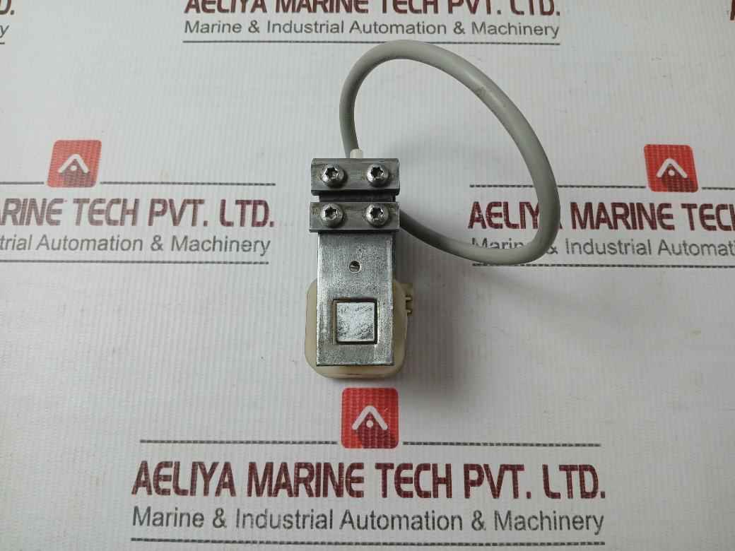 Thomas 1060012 Oil-less Vibrating Armature Compressor 230V-50Hz