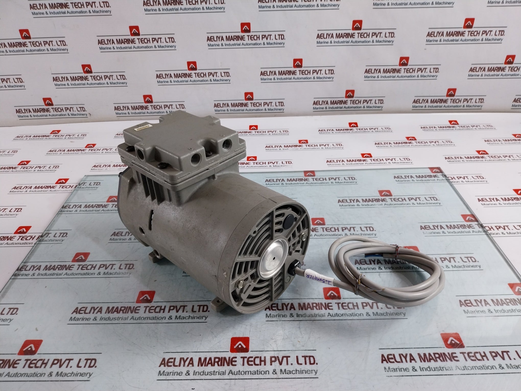 Thomas 607cd32-euro-f Compressor &amp; Vacuum Pump 230v 50 Hz