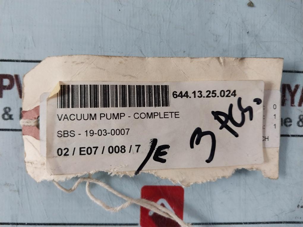 Thomas 617Cd32 Vacuum Pump Compressor, 220V, 50Hz 1.5 Meters