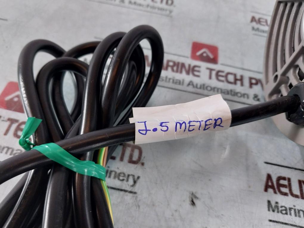 Thomas 617Cd32 Vacuum Pump Compressor, 220V, 50Hz 1.5 Meters